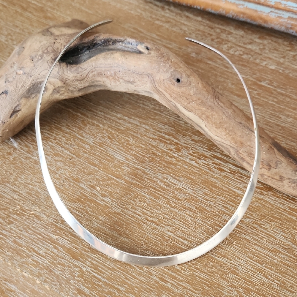 Silver Collar Necklace